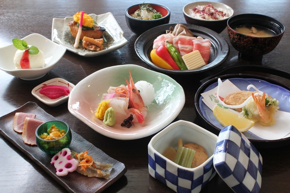 【一人旅】おひとりさま歓迎！のんびり、気ままに温泉宿泊プラン/洋室・夕食和食膳